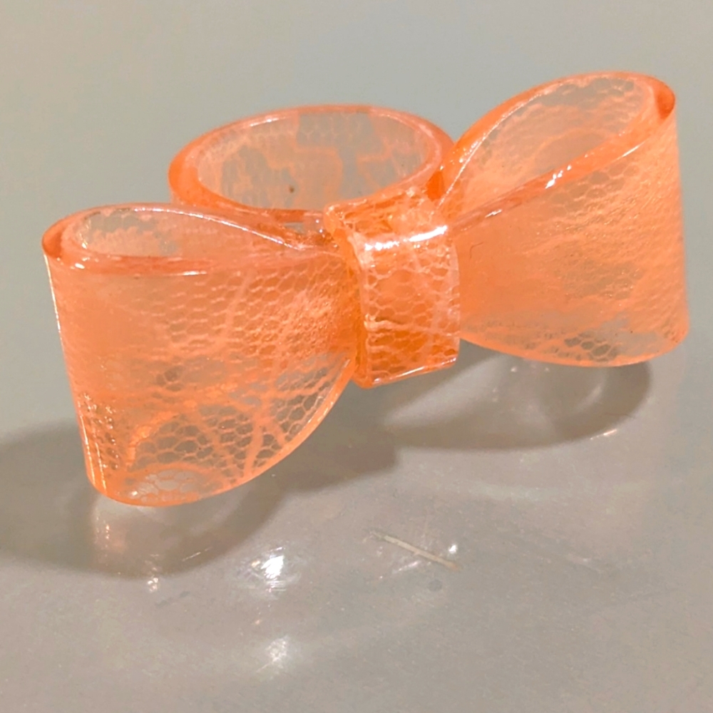 Bow ring - Picture 2 of 2
